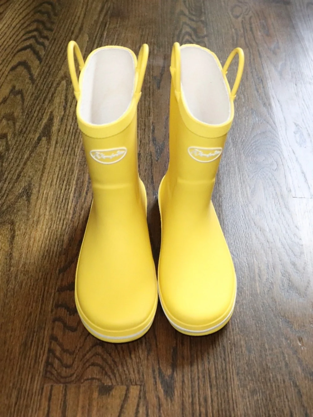 Kids Rain Boots Waterproof Rubber Boots with Easy-on Handles Size: Big Kid 4